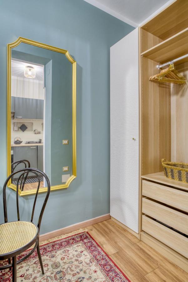 Navigli Top Floor Apartment 15 Mins From Duomo Milán Exterior foto